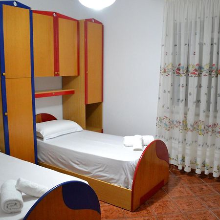 Central 5 Bedrooms Apartment Partial Seaview Vlore Ngoại thất bức ảnh
