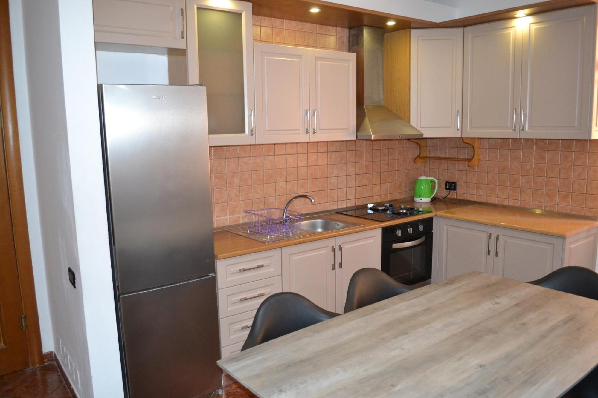 Central 5 Bedrooms Apartment Partial Seaview Vlore Ngoại thất bức ảnh