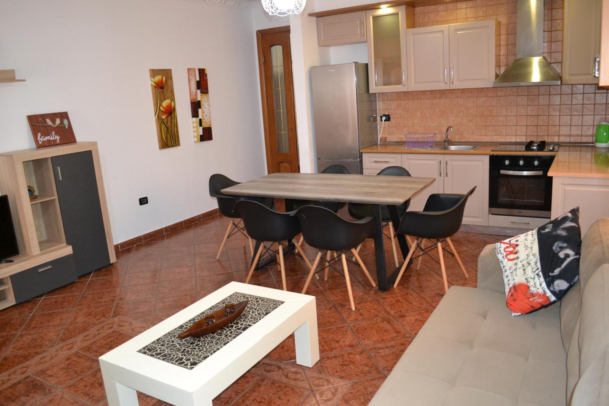 Central 5 Bedrooms Apartment Partial Seaview Vlore Ngoại thất bức ảnh