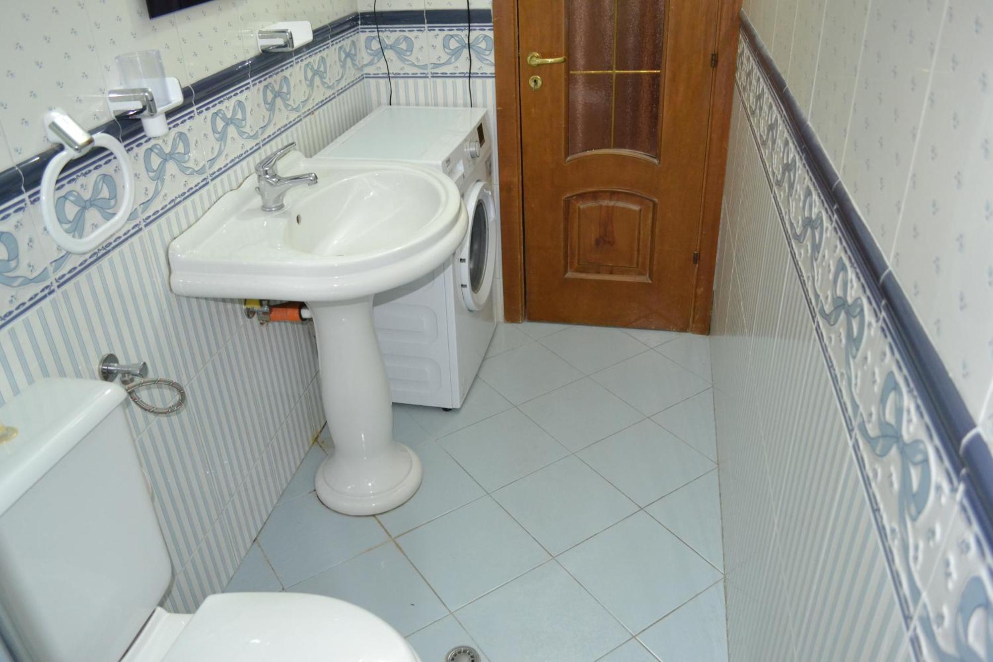 Central 5 Bedrooms Apartment Partial Seaview Vlore Ngoại thất bức ảnh