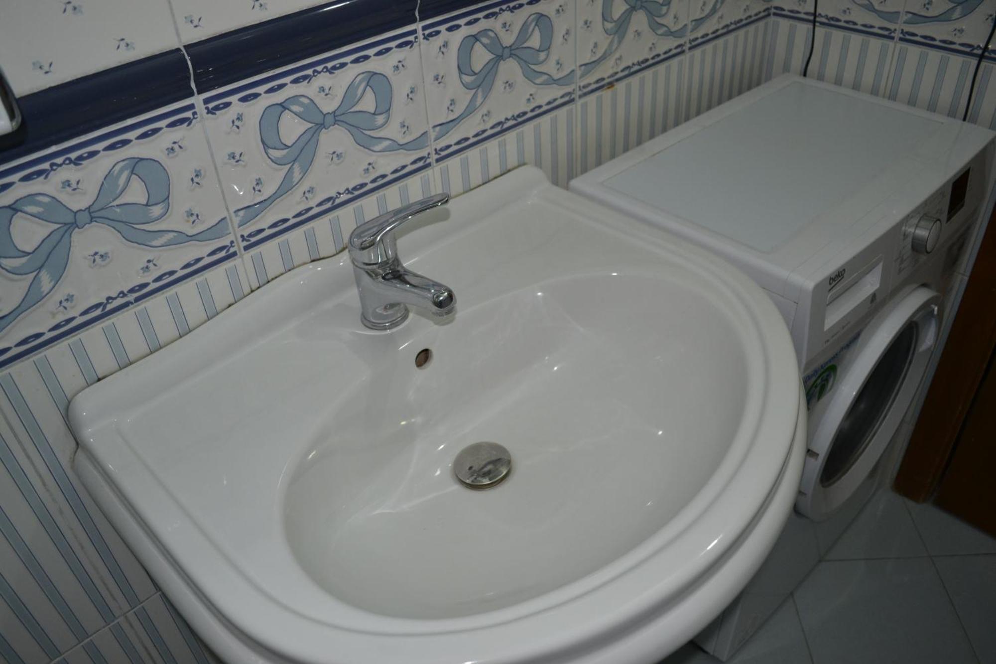 Central 5 Bedrooms Apartment Partial Seaview Vlore Ngoại thất bức ảnh
