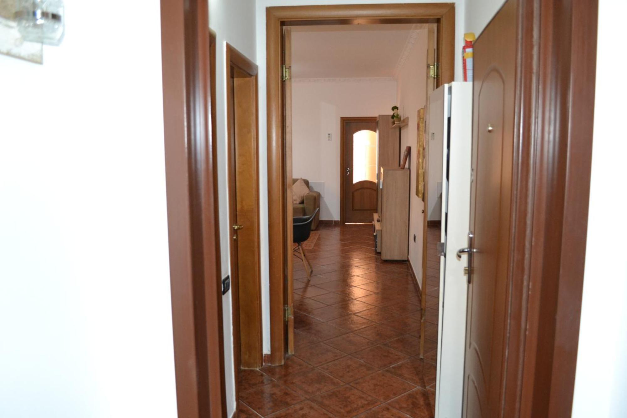 Central 5 Bedrooms Apartment Partial Seaview Vlore Ngoại thất bức ảnh